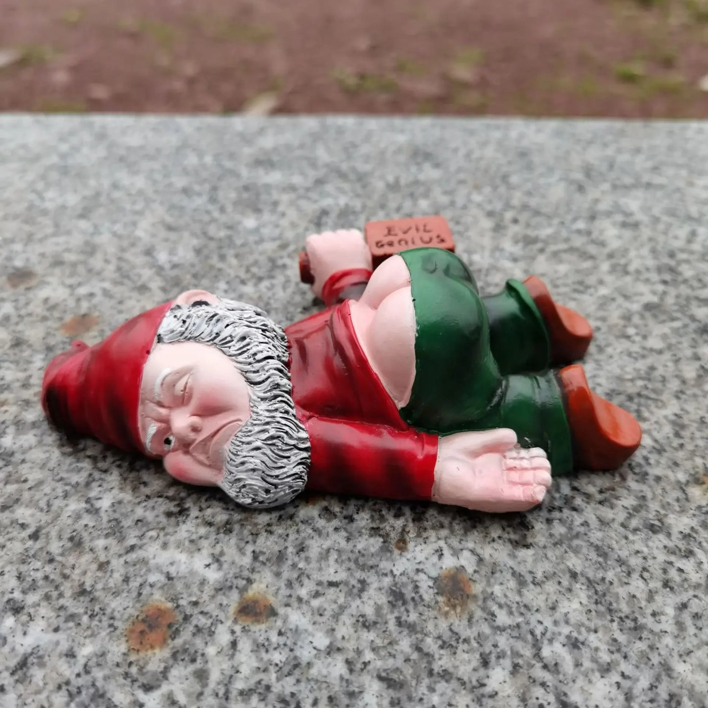 Känninen puutarhatonttu 15cm