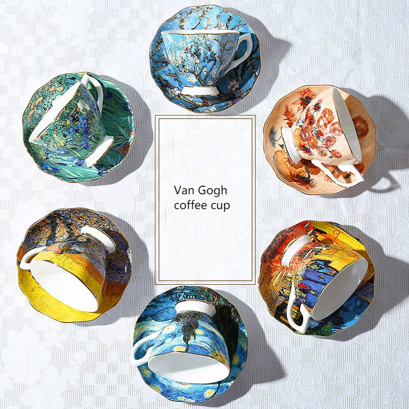 Kahvimuki ja lautassetti "The New Van Gogh"
