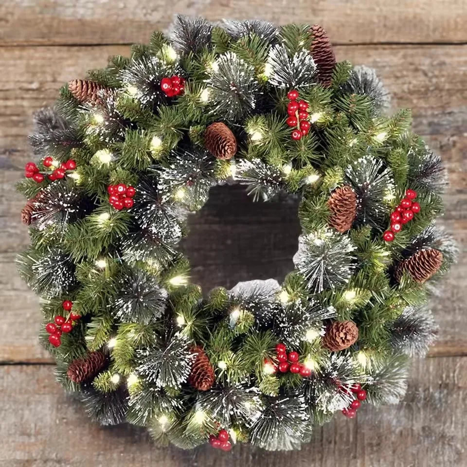 LED-joulukranssi 20 tai 30 cm – kävyt ja punaiset marjat