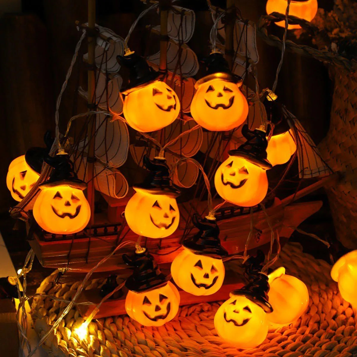 Halloween Kurpitsalyhty LED-valosarja – 1,5M 10 LED, oranssi, paristokäyttöinen