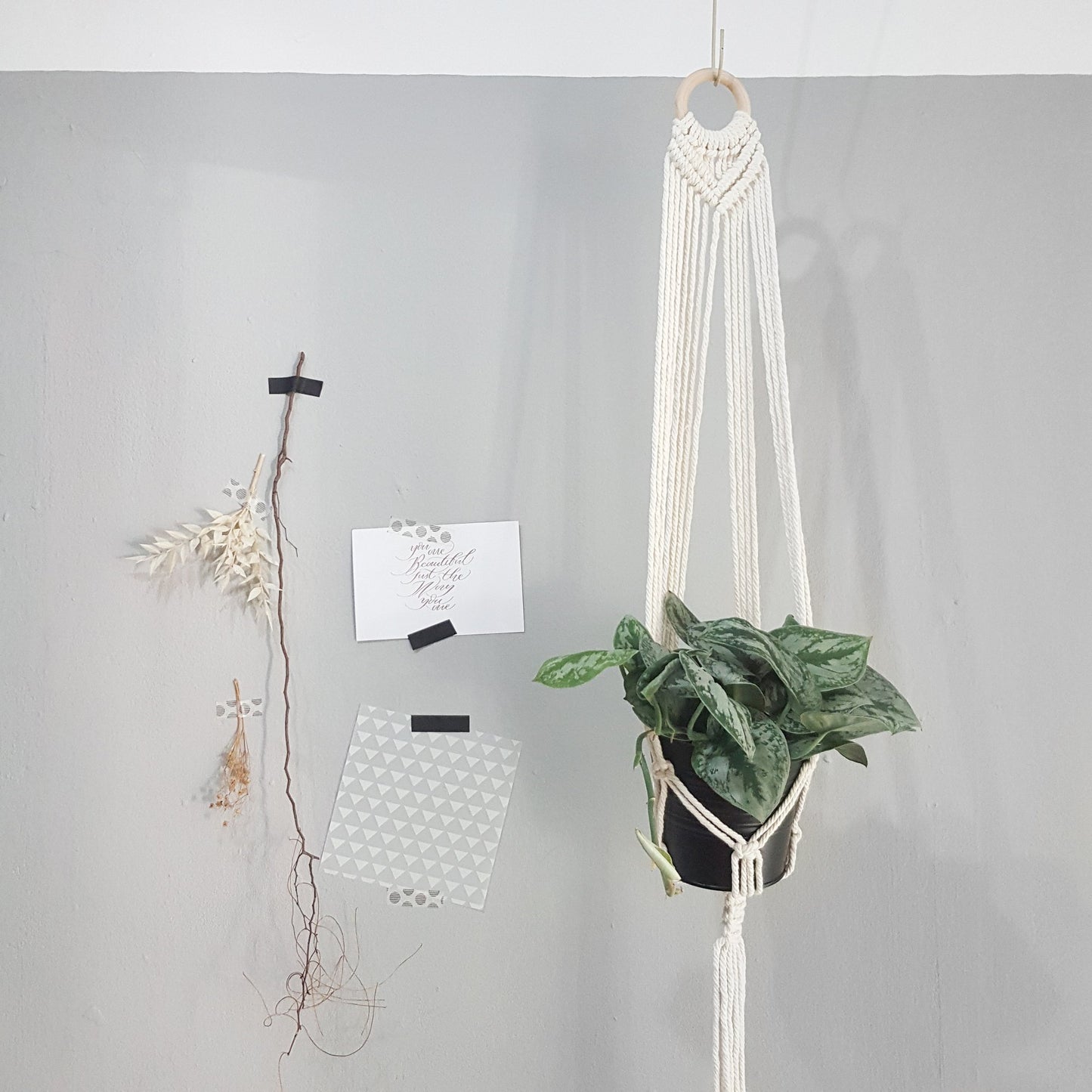 Macrame kukka-amppeli